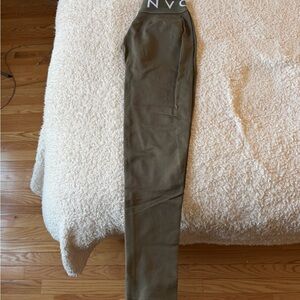 NVGTN Olive Green Women's High-Rise Leggings